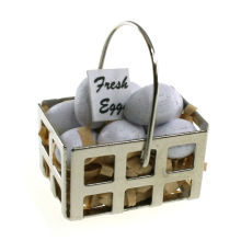 metal carrying crate