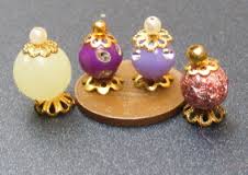 4 Scent Bottles